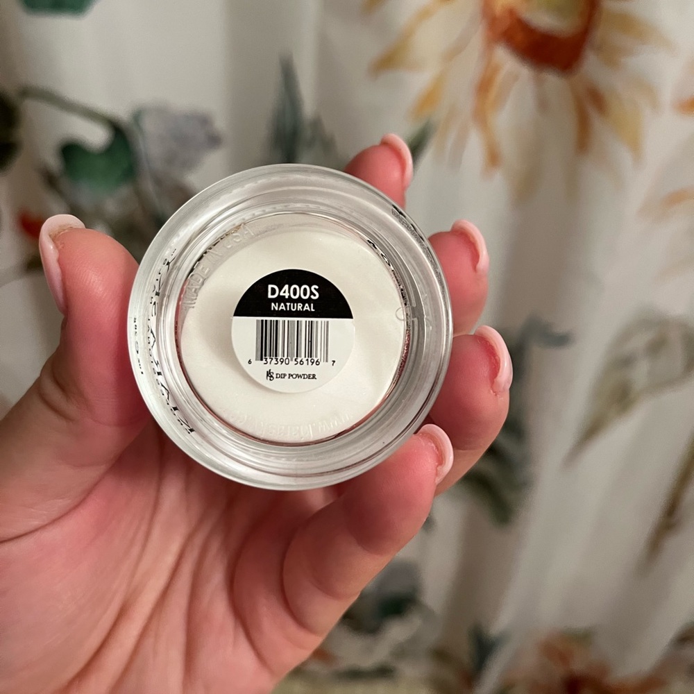 Kiara Sky dip powder